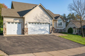 Maple Grove Retreat 30 Days Minimum